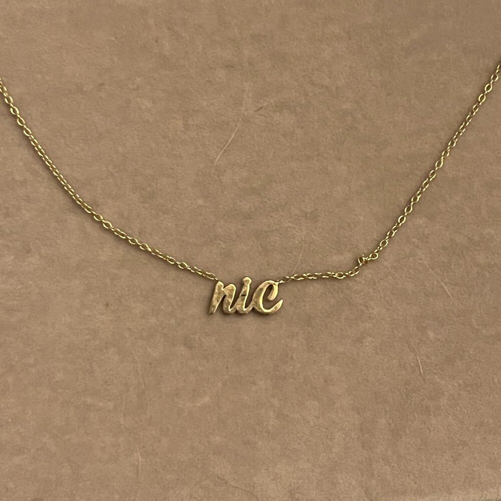 BNWT Baby Gold 14k Solid Yellow Gold Name Necklace - nic